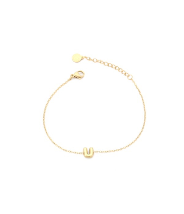 Pulsera dorada con colgante de letra U
