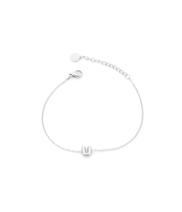 Pulsera plateada con colgante de letra U