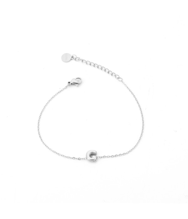 Pulsera plateada con colgante de letra G