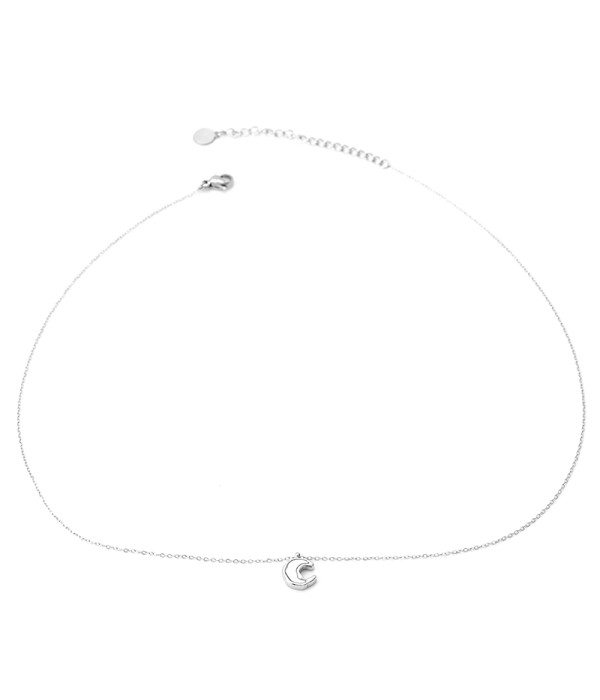 Collar plateado con luna