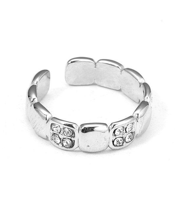 Anillo de aros de cuadrados