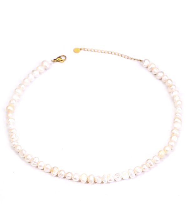 Collar clásico de perlas naturales grandes