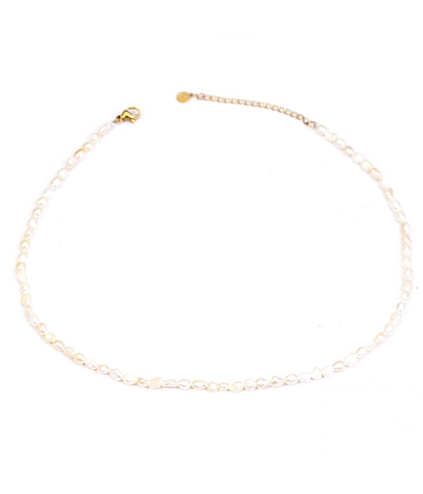 Collar clásico de perlas naturales pequeñas