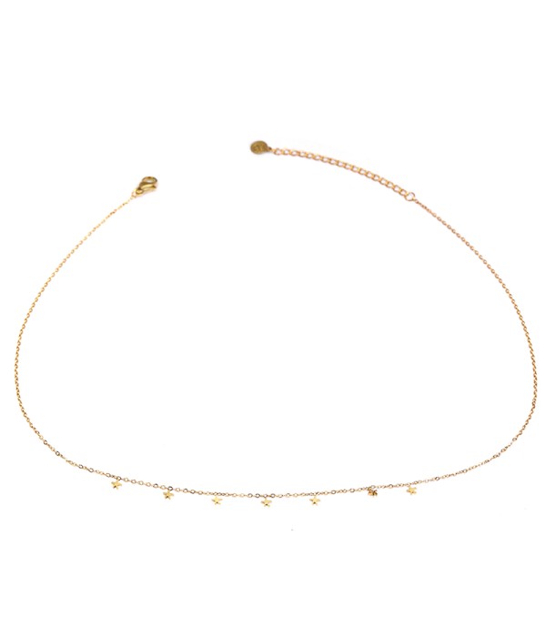 Collar dorado con colgantes de estrellas de mar