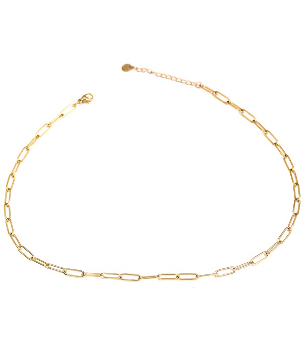 Collar dorado de eslabones alargados