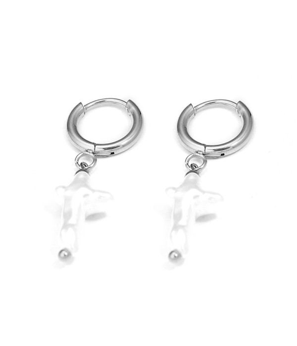 Pendientes de aros con colgante de coral blanco