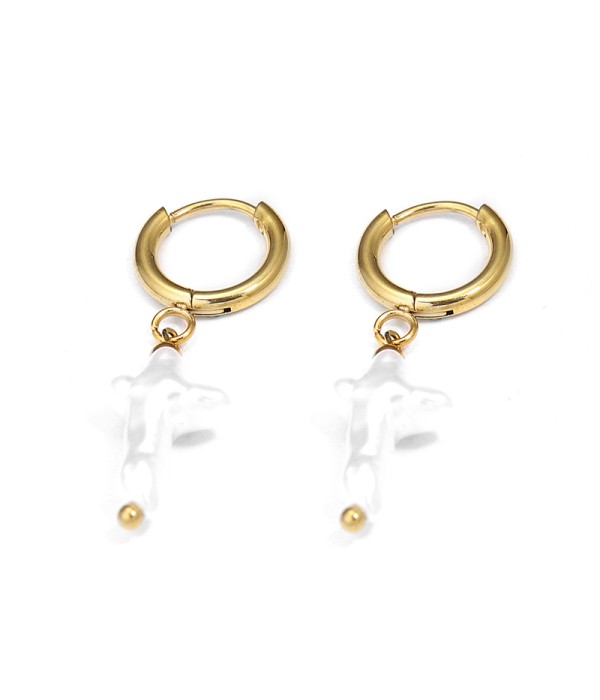 Pendientes de aros con colgante de coral blanco