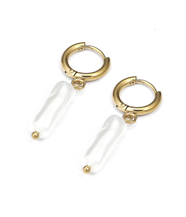 Pendientes de aros con colgante de perla alargada