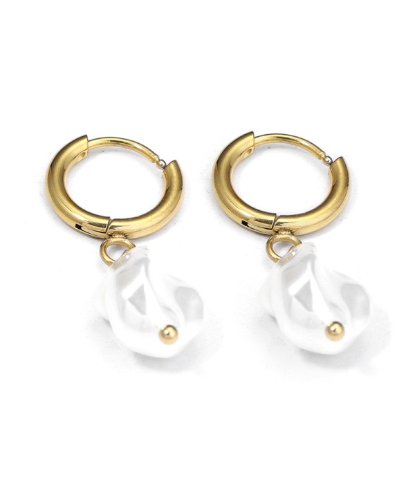 Pendientes de aros con colgante en forma de flor de perla