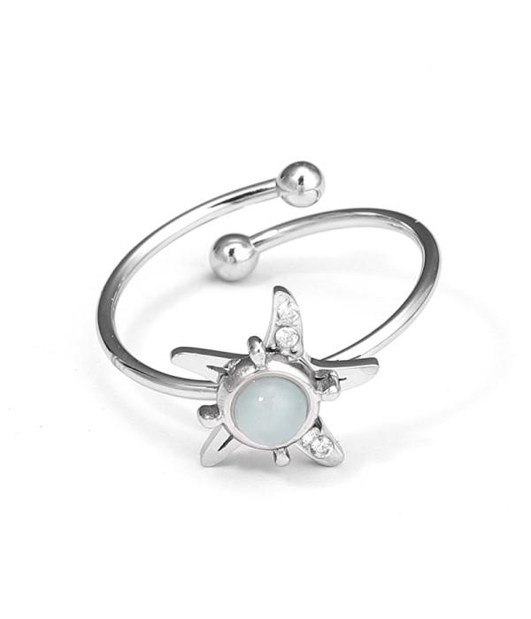 Anillo plateado de estrella marina con piedra