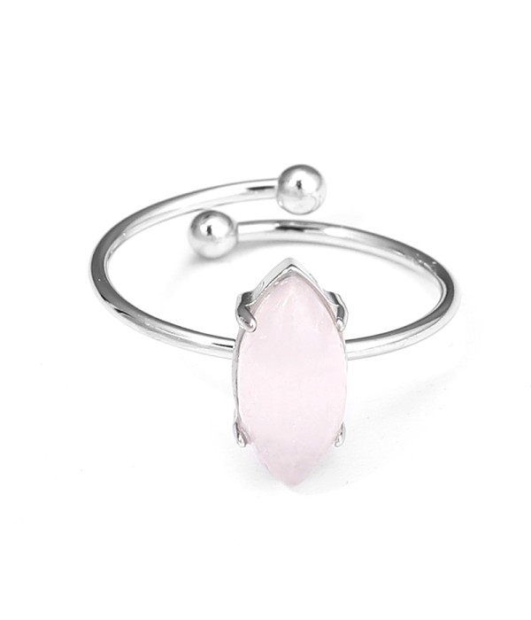 Anillo plateado con piedra marquise