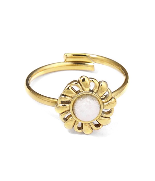 Anillo dorado flor radiante