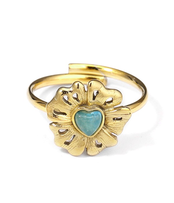 Anillo plateado de flor con corazón