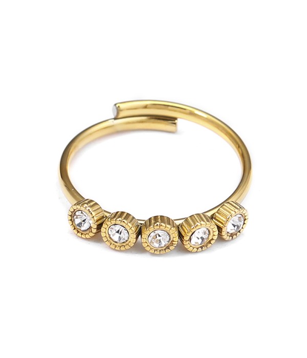 Anillo con cinco circonitas