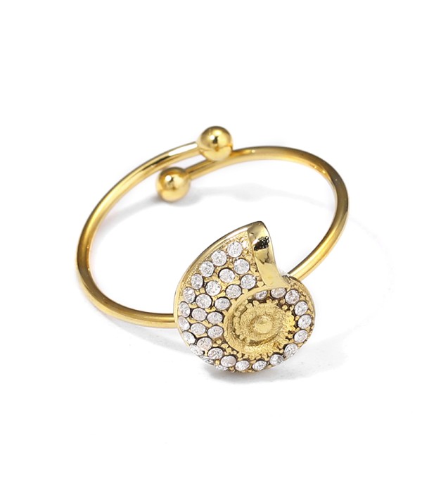 Anillo dorado concha espiral de circonitas