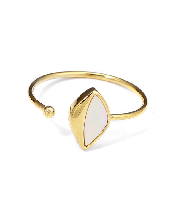 Anillo con motivo de nácar en forma de hoja