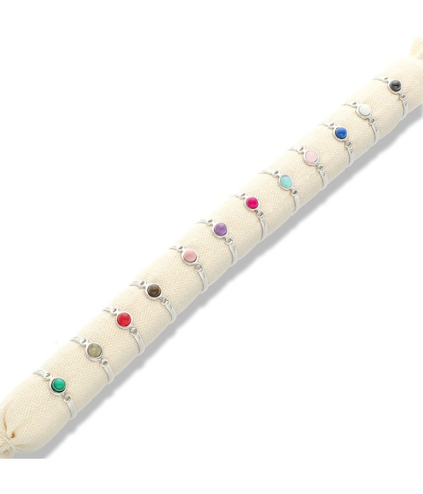 Conjunto de 12 anillos con piedra natural central