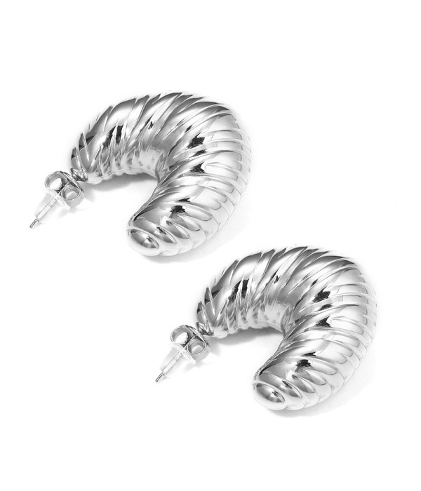 Pendientes plateados en espiral tipo croissant