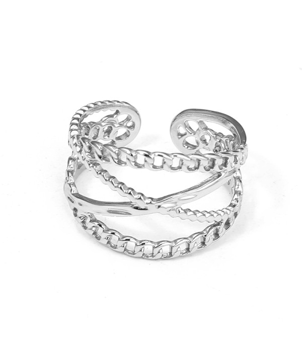 Anillo abierto de cadenas entrelazadas en plateado