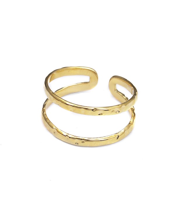 Anillo abierto martillado de doble banda