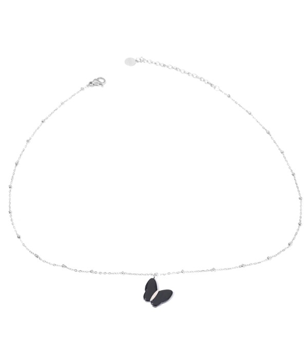 Collares plateadas con mariposas multicolores
