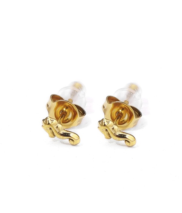 Pendientes dorados con forma de caballito de mar