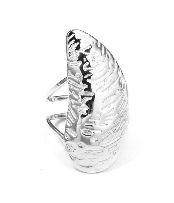 Anillo grande con textura orgánica 2