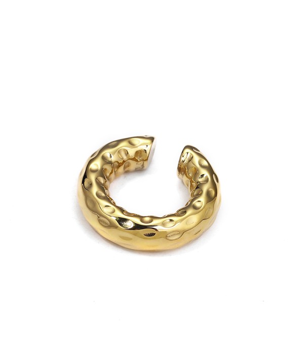 Clip de oreja con textura martillada