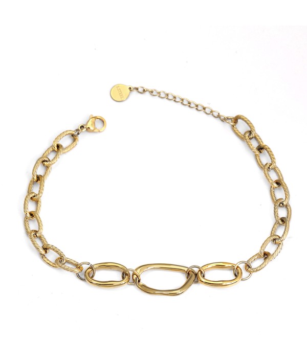 Pulsera dorada con eslabones irregulares