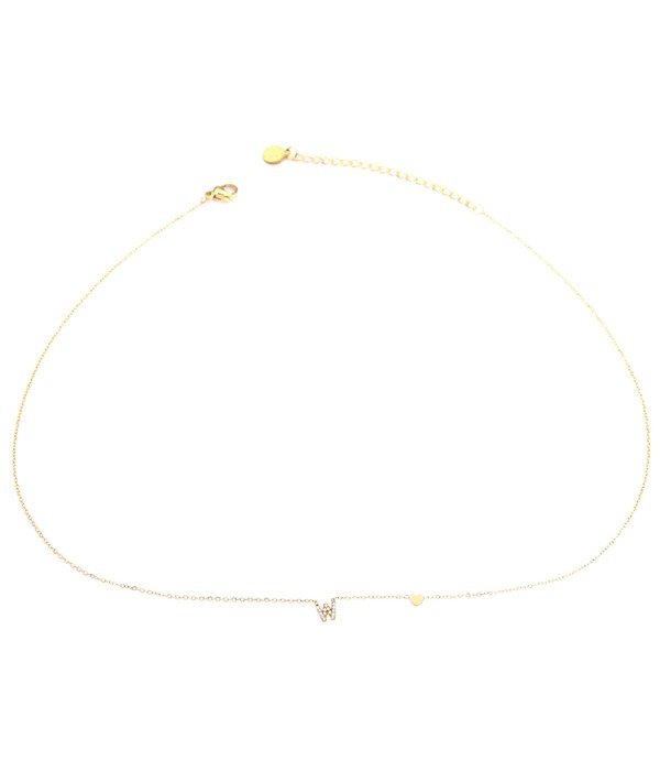 Collar dorado con letra “W” y circonitas