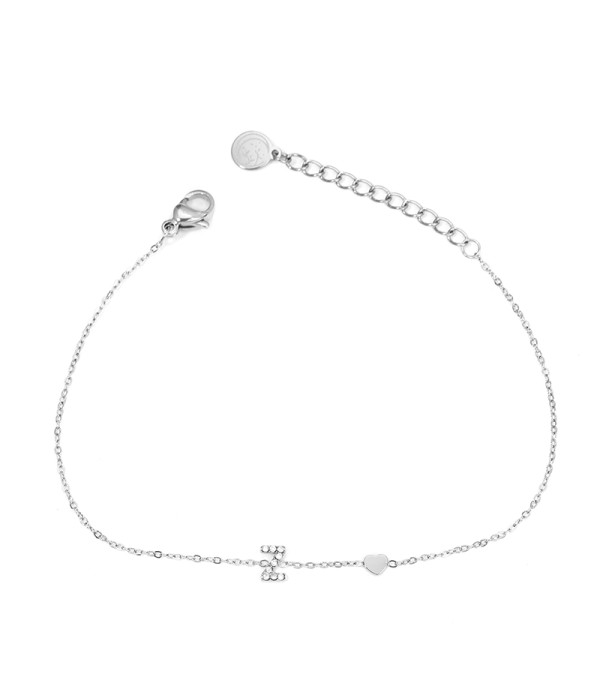 Pulsera con letra “Z” y circonitas