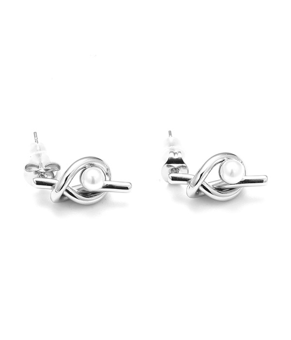 Pendientes con nudo y perla