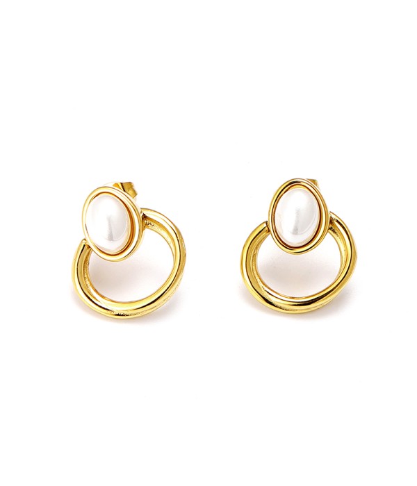 Pendientes con perla ovalada y un arco