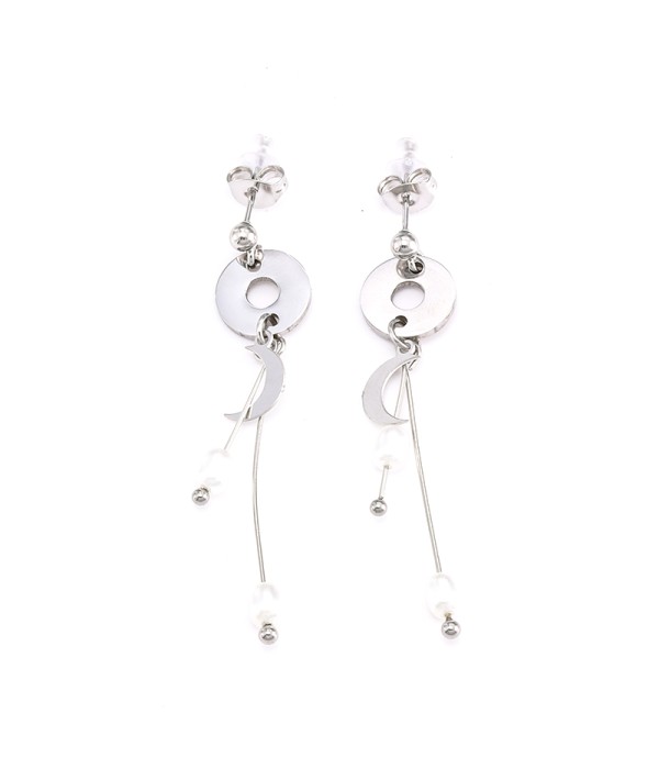 Pendientes plateados con luna y perlas