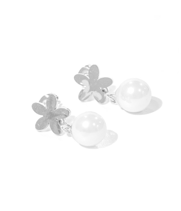 Pendientes flor plateada con perlas colgantes