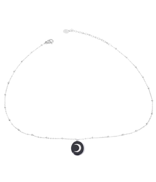Collares plateados con luna multicolores
