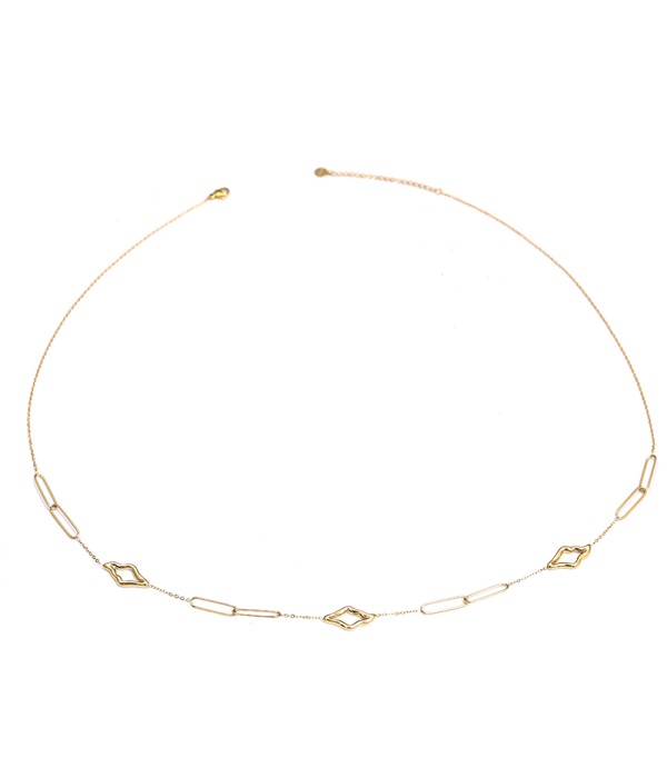 Collar dorado de estilo minimalista