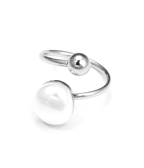 Anillo plateado abierto con esfera y perla