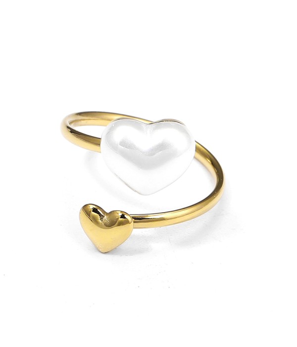 Anillo dorado abierto con doble corazón