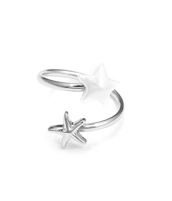 Anillo plateado abierto con doble estrella