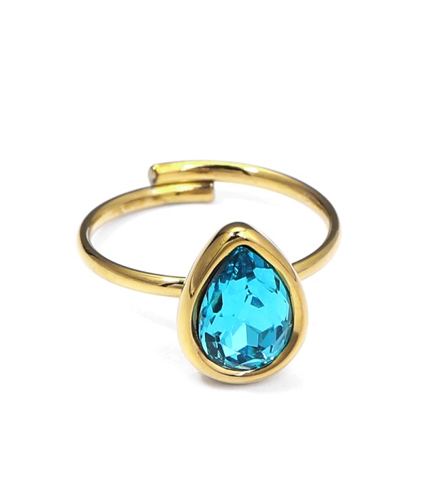 Anillo dorado de lágrima con cristal facetado