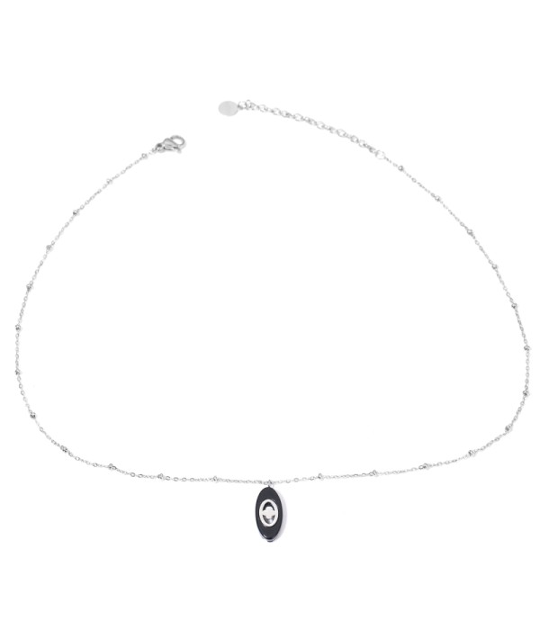 Collares plateados con óvalo multicolores