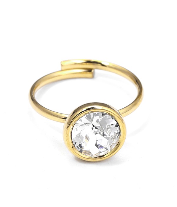 Anillo dorado de círculo con cristal facetado