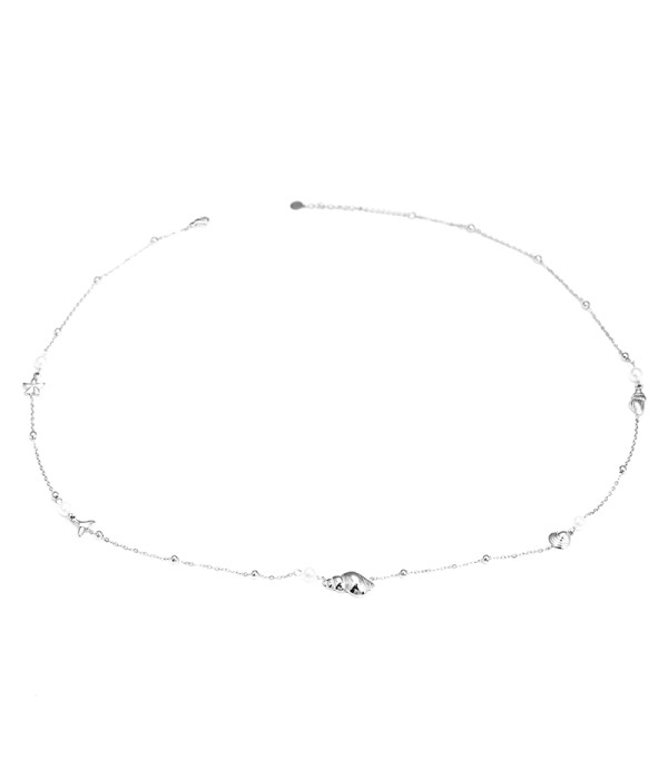 Collar fino con charms marinos