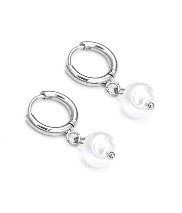 Pendientes con perla redonda colgante
