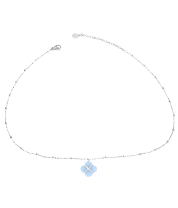 Collares plateados con trébol de cuatro hojas multicolores