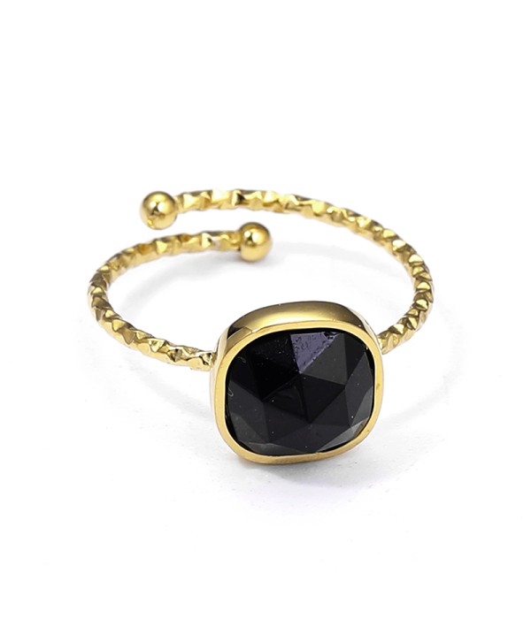 Anillo ajustable con piedra cuadrada