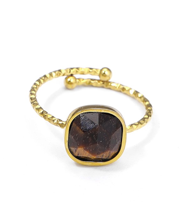 Anillo dorado ajustable con piedra cuadrada