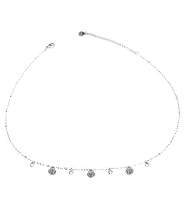 Collar de conchas plateadas y circonitas