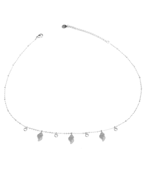 Collar de caracola plateada con circonitas